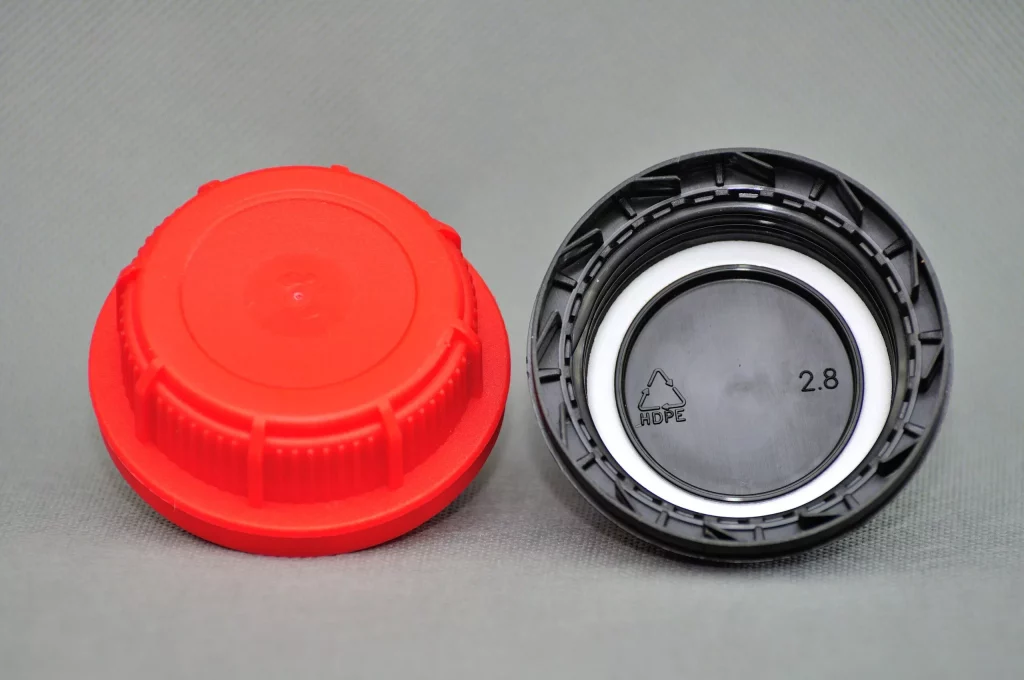 Gdzie oddać nakrętki plastikowe